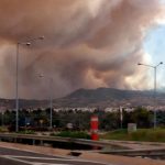 Εκκενώθηκαν σπίτια και κατασκηνώσεις