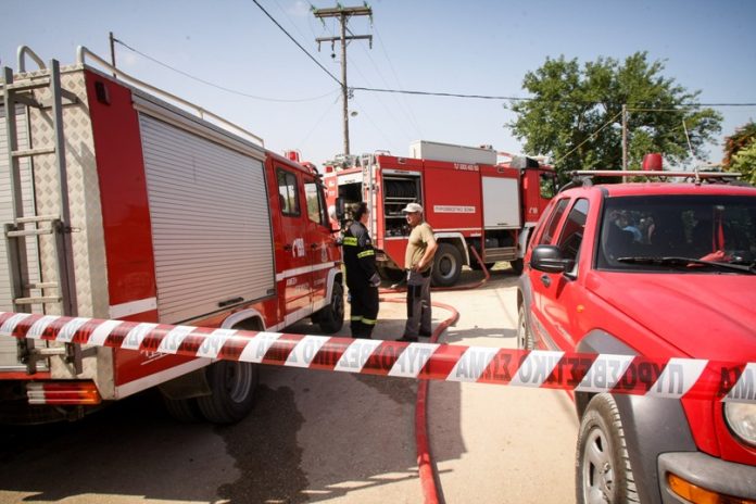 Φωτιά στο Γέρακα - Μεγάλη κινητοποίηση της πυροσβεστικής