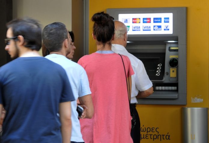 Το μεγάλο κόλπο με το ΑΤΜ: Πως ξάφριζαν τα χρήματα χωρίς να φαίνεται
