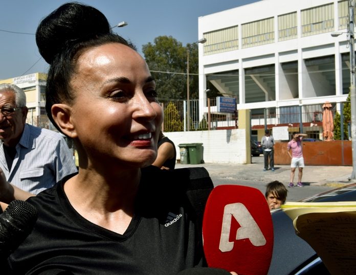 Πετάει στα σύννεφα η Βίκυ Σταμάτη: Τι είπε για την αποφυλάκιση του Ακη Πετάει στα σύννεφα η Βίκυ Σταμάτη: Τι είπε για την αποφυλάκιση του Ακη