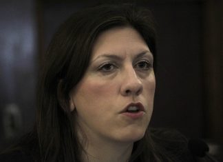 Πύρινο άρθρο της Ζωής: Πολιτικό ζόμπι ο ΣΥΡΙΖΑ - Να φύγει από την εξουσία