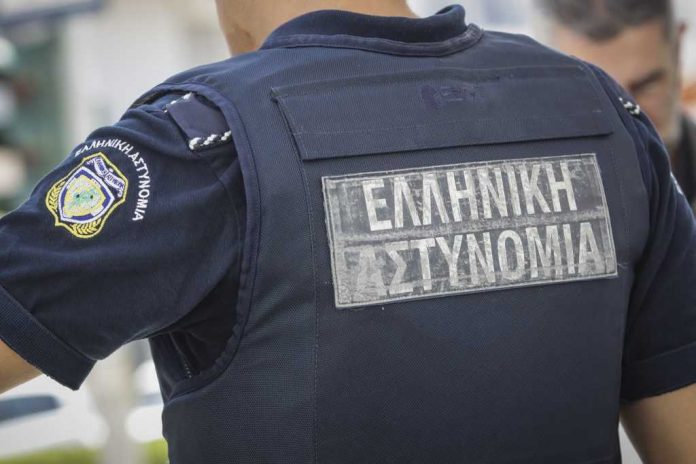 Πυροβολισμοί στον Άλιμο – Ληστεία σε χρηματαποστολή