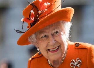 «Στο σφυρί» τα αυτοκίνητα της Βασίλισσας