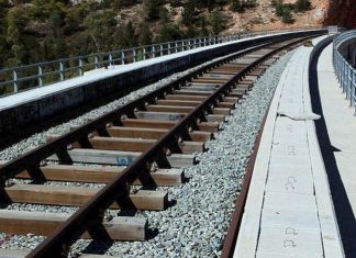 Τρένο του ΟΣΕ σκότωσε μετανάστες