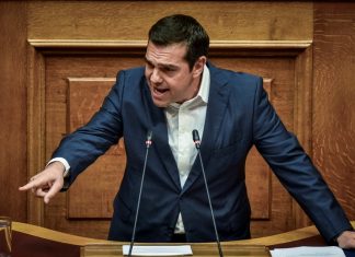 «Είμαι και είμαστε όλοι βαθιά περήφανοι για τη στάση του ελληνικού λαού στις 5 του Ιούλη 2015. Γιατί ήταν μια κορυφαία πράξη αντίστασης» τόνισε ο Αλέξης Τσίπρας.