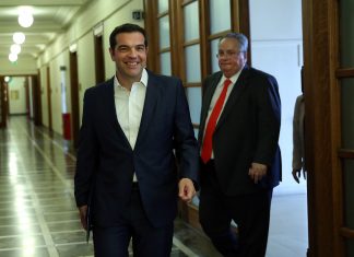 Τσίπρας σε υπουργικό: Οι κατευθύνσεις για την επόμενη μέρα