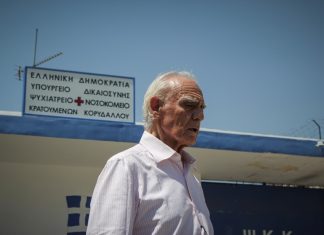 Βγήκε από τη φυλακή ο Ακης: Τα πρώτα λόγια μετά την αποφυλάκιση