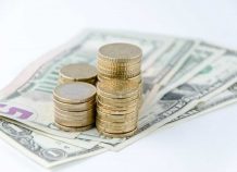 Ενισχύεται το ευρώ έναντι του δολαρίου Ενισχύεται το ευρώ έναντι του δολαρίου