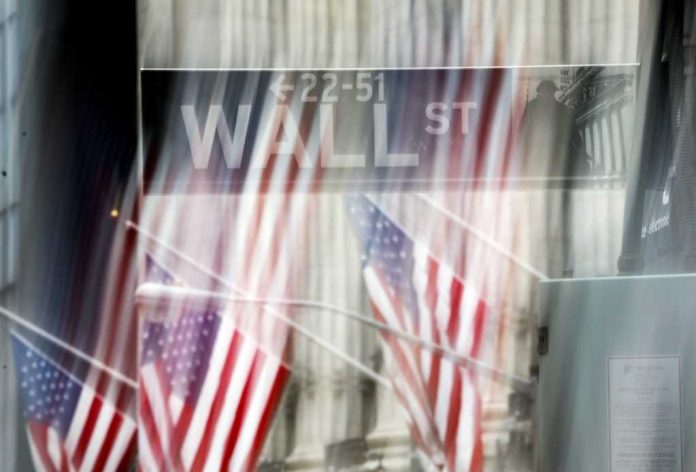 Σκαμπανεβάσματα στη Wall Street