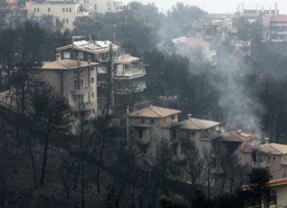 Για 4η μέρα καίνε οι πυρκαγιές σε Κινέτα και Καλλιτεχνούπολη
