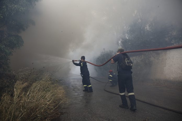 Δραματικές ώρες: Πληροφορίες για δύο νεκρούς - 25 τραυματίες, 6 σε σοβαρή κατάσταση