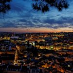 Αυτές είναι οι 10 καλύτερες πόλεις για διακοπές με φίλους