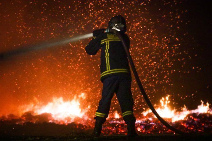 Ο βρετανικός Τύπος για τις πυρκαγιές στην Ανατολική Αττική Ο βρετανικός Τύπος για τις πυρκαγιές στην Ανατολική Αττική
