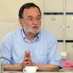 Έχουμε μια διαλυμένη χώρα. Επαναθεμελίωση τώρα!