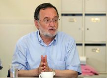 Έχουμε μια διαλυμένη χώρα. Επαναθεμελίωση τώρα!