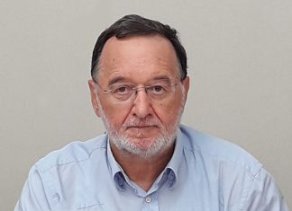 Π. Λαφαζάνης: "Δεν μπορεί ο πρωθυπουργός να παραμένει στη θέση του"