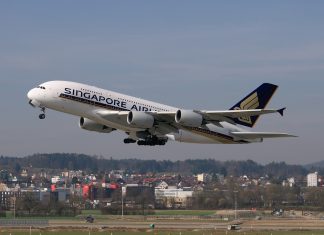 "Καλύτερη αεροπορική εταιρεία στον κόσμο" αναδείχθηκε η Singapore Airlines