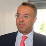 Χρ. Σταϊκούρας: «Η Ελλάδα μπαίνει σε καθεστώς ενισχυμένης εποπτείας» Κοινωνικό μέρισμα 700 ευρώ σε 250.000 νοικοκυριά. Σε τέσσερις κατηγορίες δικαιούχων 175 εκατ. ευρώ