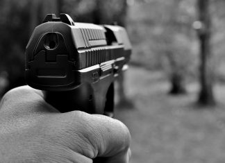 Αυτός είναι ο 24χρονος μακελάρης που ξεκλήρισε την οικογένειά του (εικόνες)