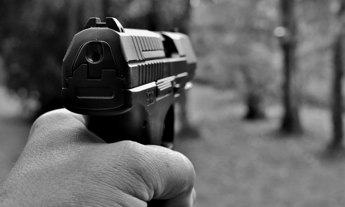 Αυτός είναι ο 24χρονος μακελάρης που ξεκλήρισε την οικογένειά του (εικόνες)