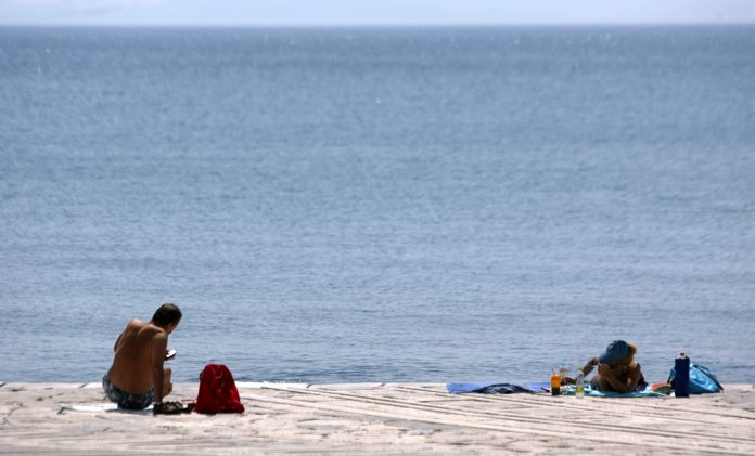 Αρναούτογλου: Μποφόρ και ζέστη τον Δεκαπενταύγουστο