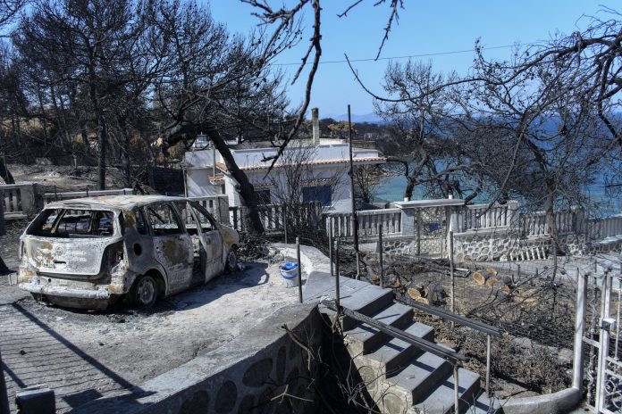 Ασύλληπτο: Κατάσχεσαν το βοήθημα από άνεργο πυρόπληκτο λόγω… ΕΝΦΙΑ! (Video) Ασύλληπτο: Κατάσχεσαν το βοήθημα από άνεργο πυρόπληκτο λόγω… ΕΝΦΙΑ! (Video)