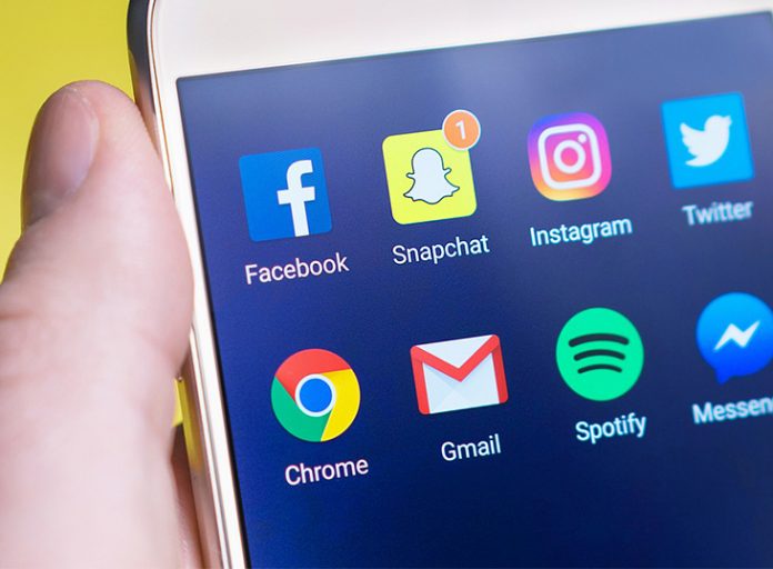 Snapchat: Εμφάνισε μείωση χρηστών, χάνοντας 3 εκ. χρήστες το 2018