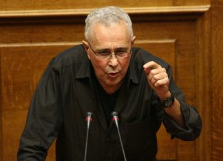 Έφερε τα "πάνω-κάτω" ο Ζουράρις: Τι είπε για τους δύο στρατιωτικούς