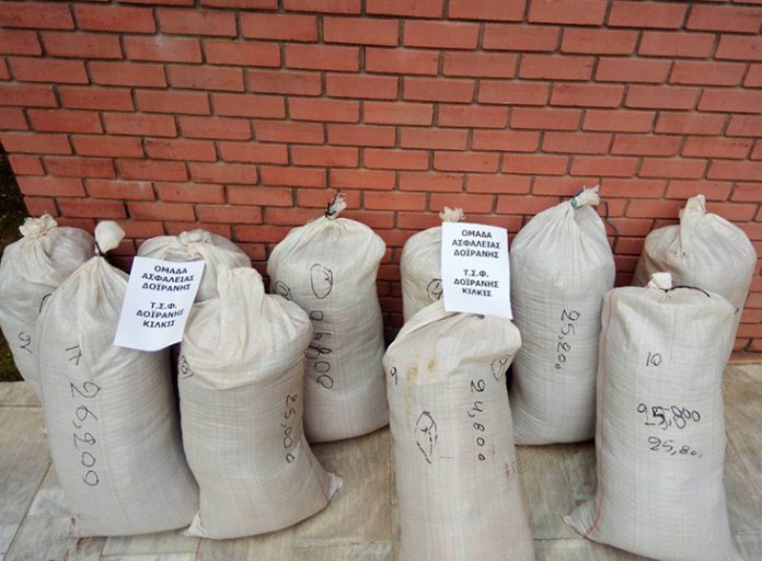 46χρονος μετέφερε περισσότερα από 250 κιλά λαθραίο καπνό