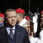 Ερντογάν προς ΗΠΑ: «Η Τουρκία γονατίζει μόνο στο Θεό…» Ερντογάν προς ΗΠΑ: "Η Τουρκία γονατίζει μόνο στο Θεό..."