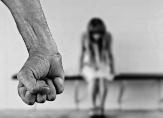 Φρίκη στην Καλαμάτα: Πατριός ασελγούσε στην θετή κόρη του