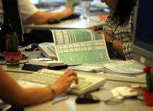 Η μεγάλη κομπίνα λογιστών: Τι αποκάλυψε η ΑΑΔΕ