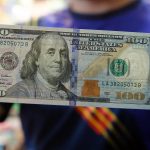 Ούτε ΔΝΤ ούτε capital control λέει ο γαμπρός του Ερντογάν Ούτε ΔΝΤ ούτε capital control λέει ο γαμπρός του Ερντογάν