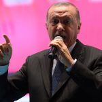 «Τρέχει» να σώσει τη λίρα ο Ερντογάν