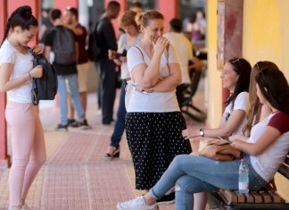 «Πρεμιέρα» Πανελλαδικών για τα γενικά λύκεια