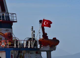 Νέα πρόκληση από την Αγκυρα: Επιχείρηση διάσωσης σε ελληνικά ύδατα