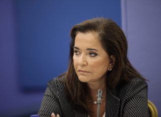 Η Ντόρα "ερμηνεύει" τον Ερντογάν: "Είναι 'μάστορας' στο..."