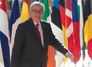 Συγκίνηση Γιούνκερ για την απελευθέρωση των στρατιωτικών μας