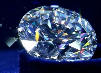 Τιμή ρεκόρ για διαμάντι 51,38 καρατίων