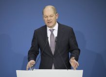 Bild: «O Σολτς θέλει να σκορπίσει δισεκατομμύρια στους Έλληνες»