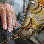 Θεσμοί: Υπό προϋποθέσεις η αύξηση του κατώτατου μισθού αύξησης του κατώτατου μισθού