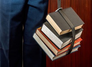 FT: Ποιο το κυριότερο εμπόδιο για την ανάκαμψη στην Ελλάδα;