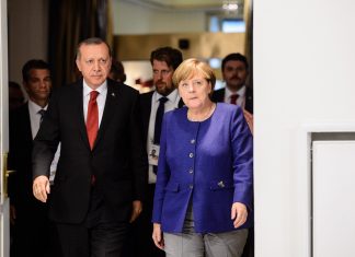 Η Μέρκελ θα σώσει τον σουλτάνο; "Παράθυρο" σε γερμανική βοήθεια