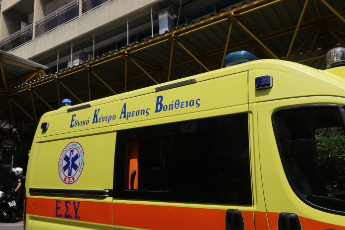 Σοκ στη Λαμία: Παρέσυρε 7χρονο παιδί και το άφησε αβοήθητο