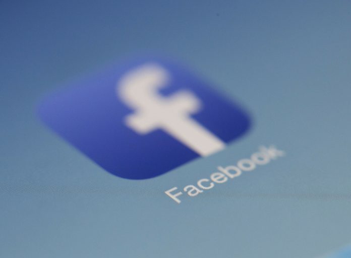Το Facebook θέλει να γίνει στενότερος φίλος με τις τράπεζες