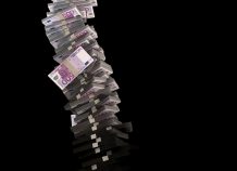 Υποχωρεί το ευρώ έναντι του δολαρίου