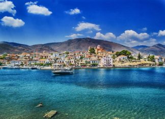 Ανοδική η πορεία των μεγεθών του ελληνικού τουρισμού και τον Αύγουστο