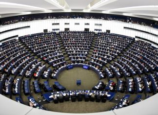 Τέλος στις παραβιάσεις στο Αιγαίο από την Τουρκία και άρση του casus belli ζητά το ΕΚ