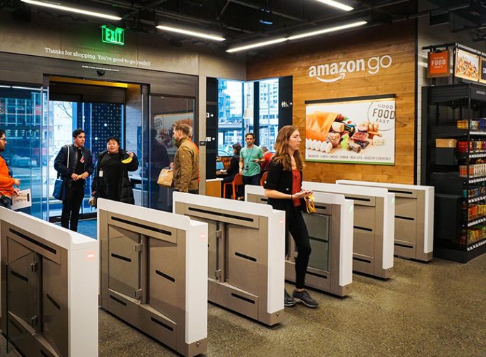 Amazon: Σχεδιάζει να ανοίξει 3.000 καταστήματα χωρίς ταμείο