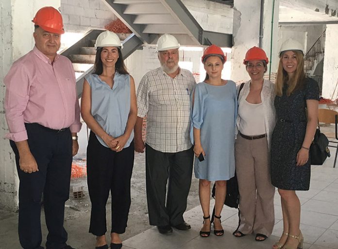 Στελέχη του Coventry University στο Aegean College στη Θεσσαλία